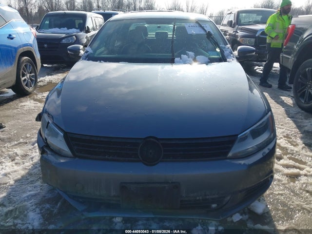2012 Volkswagen Jetta 2.5l Se მანქანა იყიდება აუქციონზე, vin: 3VWBP7AJ4CM340691, აუქციონის ნომერი: 44093043