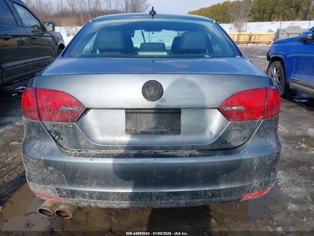 2012 Volkswagen Jetta 2.5l Se მანქანა იყიდება აუქციონზე, vin: 3VWBP7AJ4CM340691, აუქციონის ნომერი: 44093043