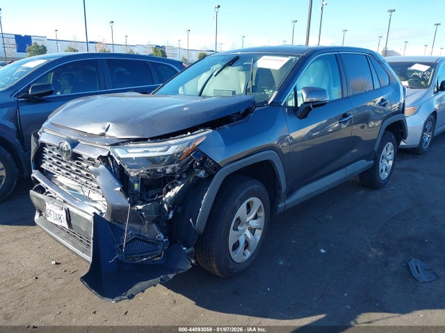 Toyota RAV4 LE 2023 2T3K1RFV5PC221047 Image 2