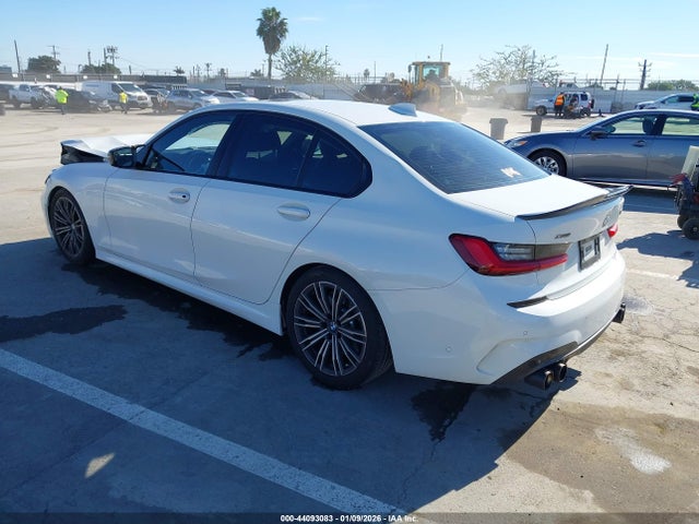 2021 BMW 3 SERIES WBA5U9C06MFK82672 Photo 2