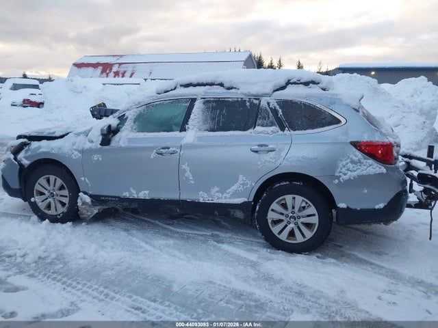 Subaru Outback 2.5i Premium 2018 4S4BSACCXJ3301708 Image 14