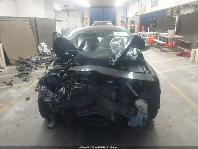 1G1ZB5STXMF044945 Chevrolet Malibu Fwd Ls