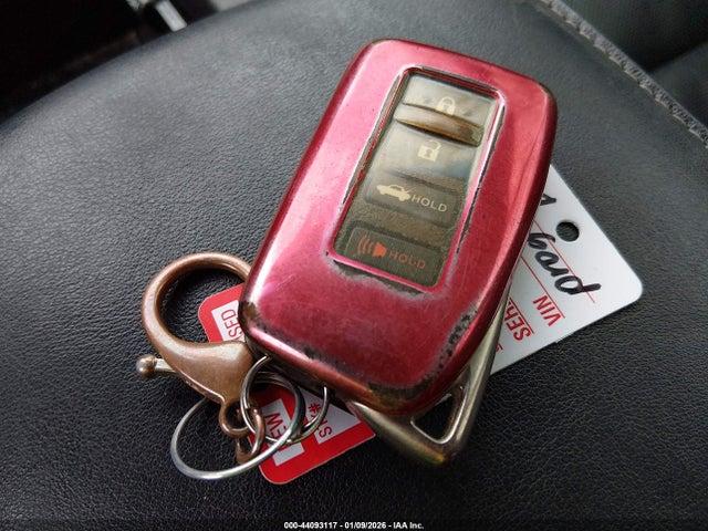 44093117 :رقم المزاد ، JTHBW1GG6D2005325 vin ، 2013 Lexus Es 300h مزاد بيع
