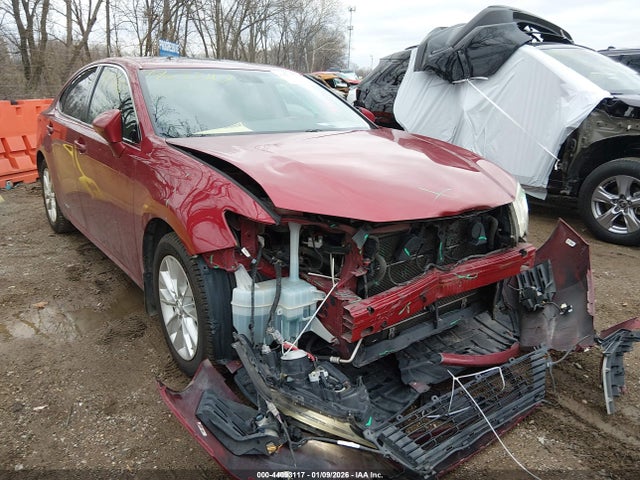 44093117 :رقم المزاد ، JTHBW1GG6D2005325 vin ، 2013 Lexus Es 300h مزاد بيع