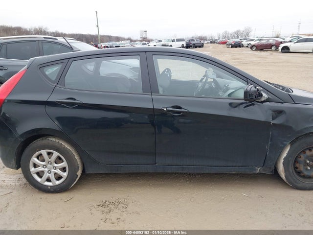 Продаж на аукціоні авто 2014 Hyundai Accent Gs, vin: KMHCT5AE0EU194374, номер лоту: 44093152