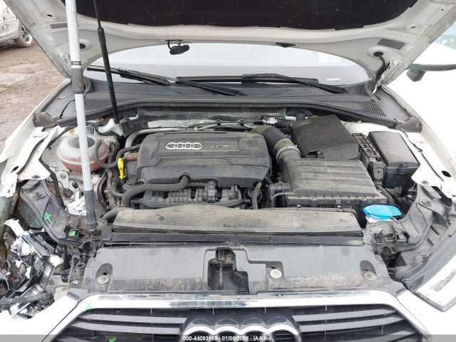 2017 AUDI A3 WAUB8GFF5H1030992 Photo 9