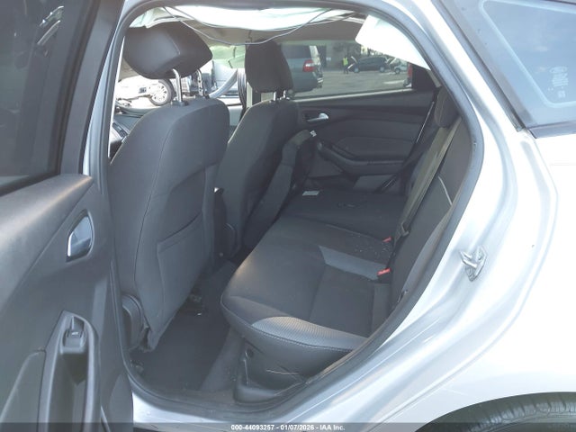 Ford FOCUS SE 2014 1FADP3K25EL238600 Image 8