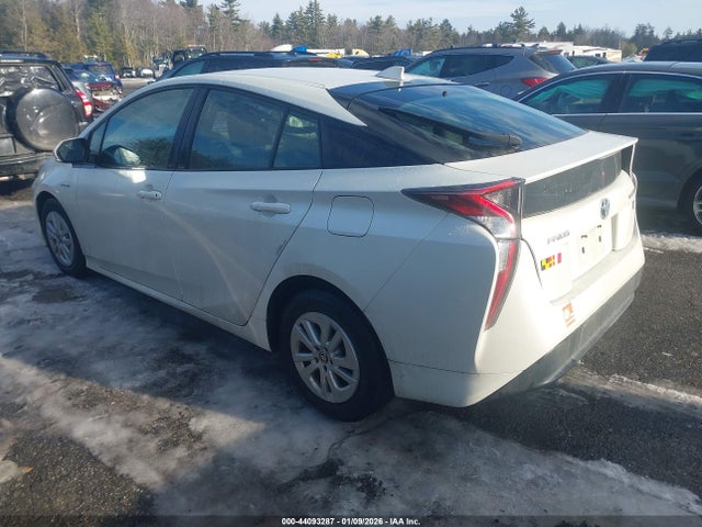 JTDKBRFU8H3546606 Toyota Prius Two