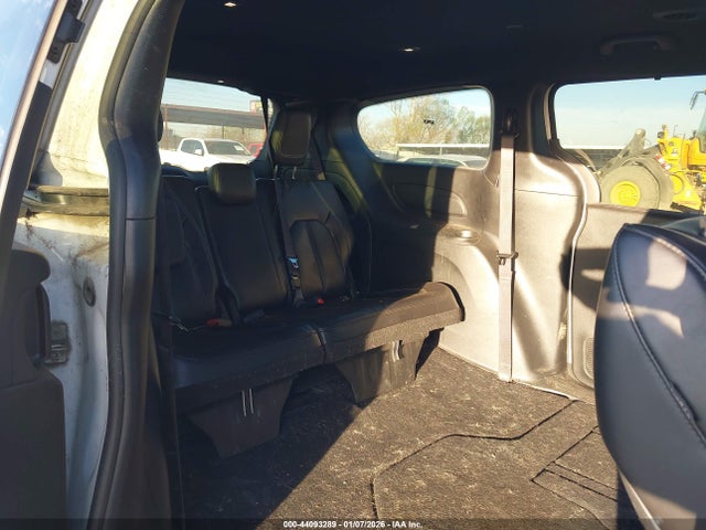 Auction sale of the 2023 Chrysler Pacifica Touring L, vin: 2C4RC1BG7PR629382, lot number: 44093289