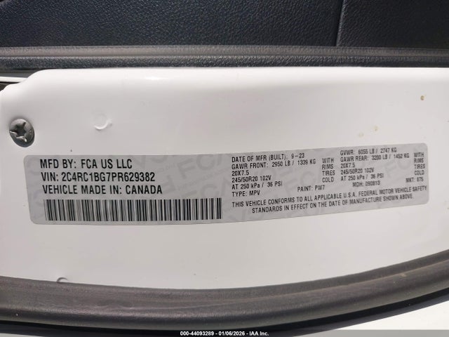 Auction sale of the 2023 Chrysler Pacifica Touring L, vin: 2C4RC1BG7PR629382, lot number: 44093289