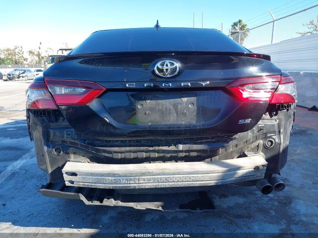 4T1G11AK1MU427165 Toyota CAMRY SE