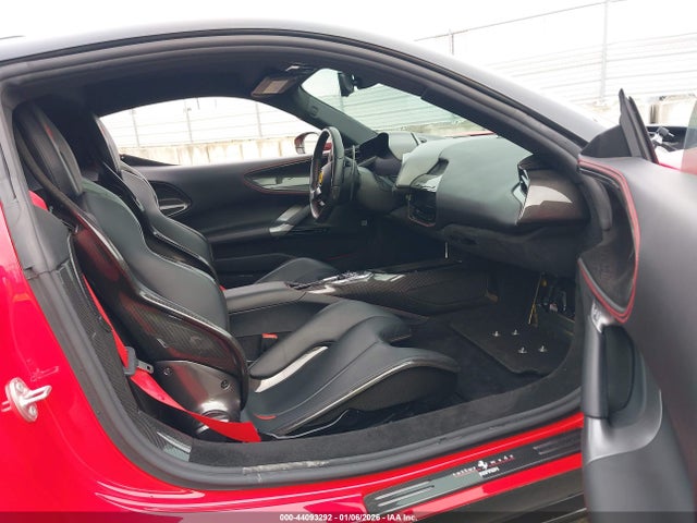 2021 FERRARI SF90 STRADALE ZFF95NLA6M0261294 Photo 4