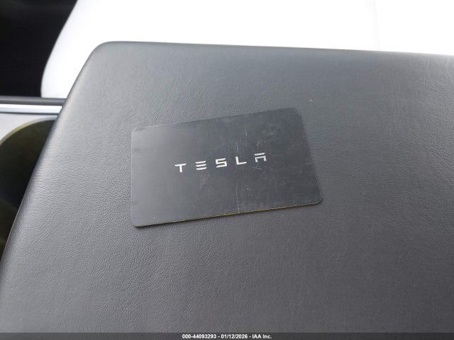 2021 TESLA MODEL Y 5YJYGDEE5MF144113 Photo 10