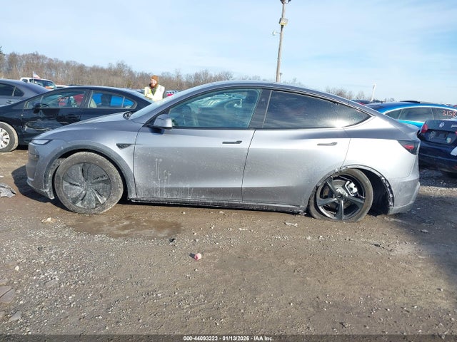 Aukcja sprzedaży 2026 Tesla Model Y Premium Rear-wheel Drive, vin: 7SAYGDED7TF396244, numer aukcji: 44093323