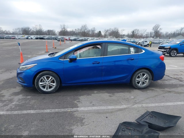1G1BE5SM4J7197974 Chevrolet Cruze Lt Auto