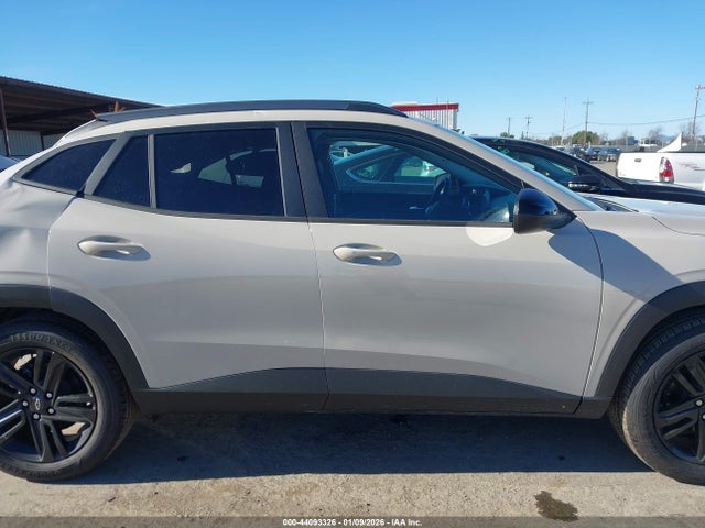 KL77LKEP8TC027812 Chevrolet Trax Fwd Activ