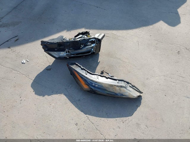 5N1AT3BA4MC783598 Nissan Rogue Sv Fwd