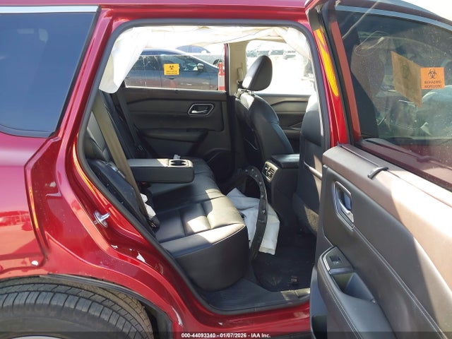 5N1AT3BA4MC783598 Nissan Rogue Sv Fwd