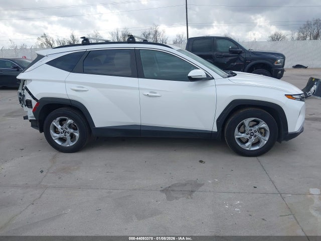 5NMJB3AE0NH131799 Hyundai TUCSON SEL