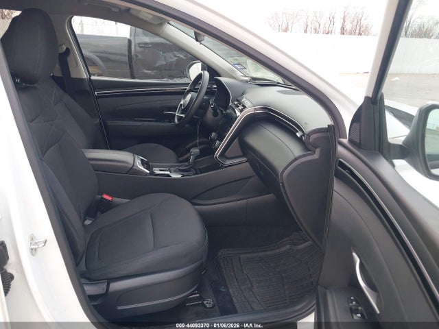5NMJB3AE0NH131799 Hyundai TUCSON SEL