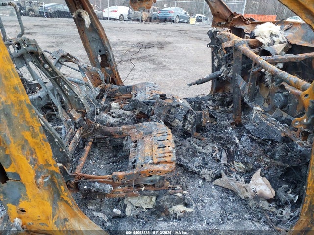 2026 CADILLAC VISTIQ 1GYC3NML2TZ705172 Photo 4