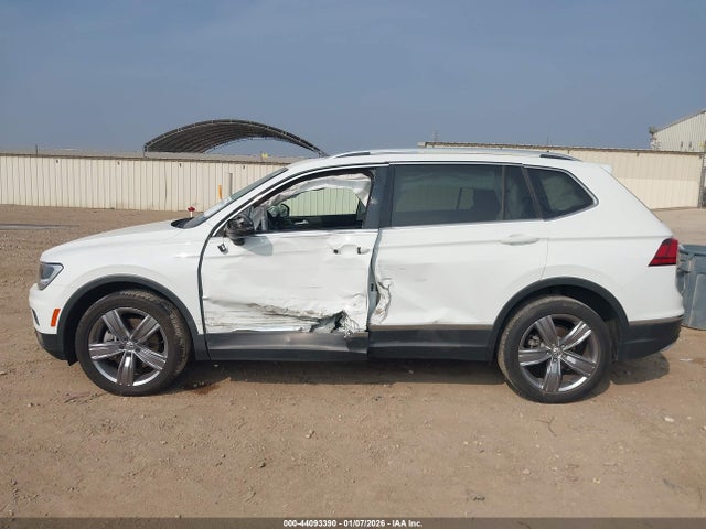 3VV3B7AX6MM086852 Volkswagen Tiguan 2.0t Se/2.0t Se R-line Black/2.0t Sel