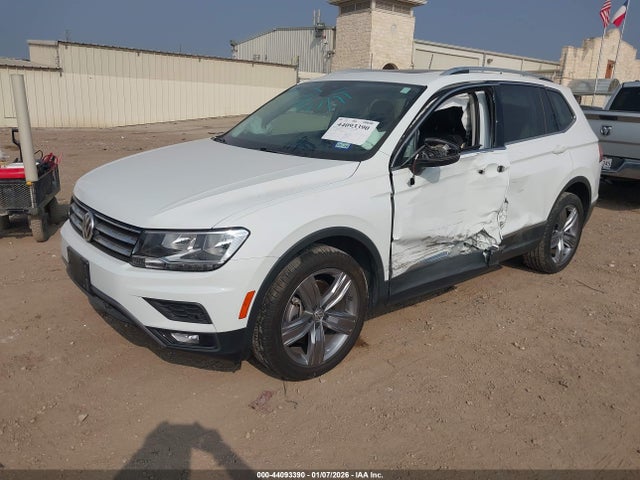 3VV3B7AX6MM086852 Volkswagen Tiguan 2.0t Se/2.0t Se R-line Black/2.0t Sel