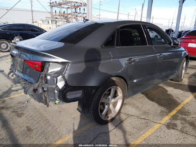 2015 AUDI A3 WAUACGFF2F1034053 Photo 3