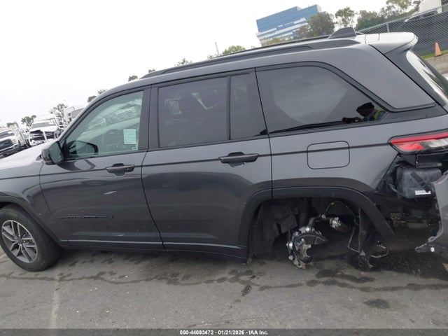 1C4RJGAGXSC355610 Jeep Grand Cherokee Altitude 4x2