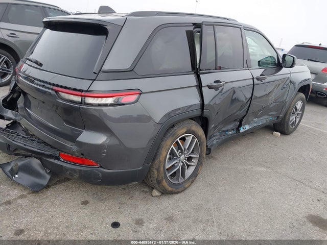 1C4RJGAGXSC355610 Jeep Grand Cherokee Altitude 4x2