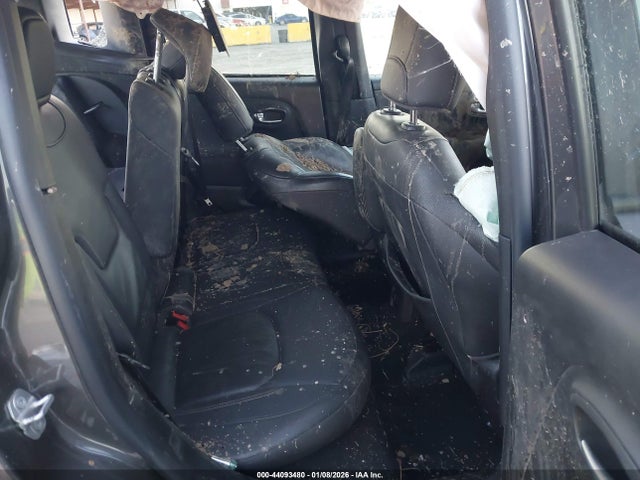 ZACCJADT8GPE35079 Jeep Renegade Limited
