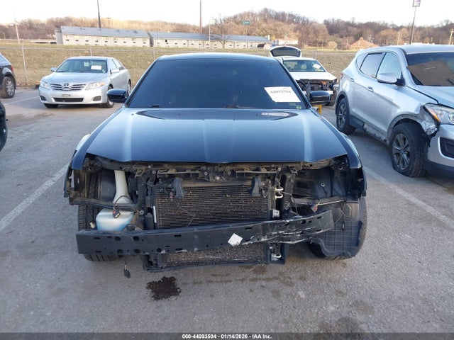 Aukcja sprzedaży 2018 Chrysler 300 300s, vin: 2C3CCABT6JH201677, numer aukcji: 44093504