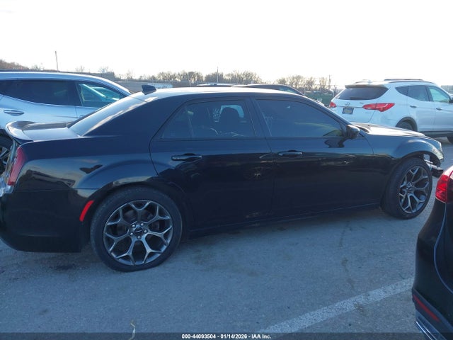 Aukcja sprzedaży 2018 Chrysler 300 300s, vin: 2C3CCABT6JH201677, numer aukcji: 44093504