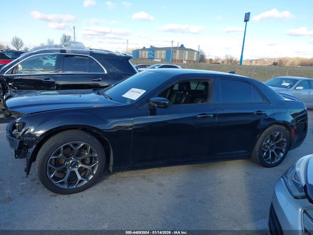 Aukcja sprzedaży 2018 Chrysler 300 300s, vin: 2C3CCABT6JH201677, numer aukcji: 44093504
