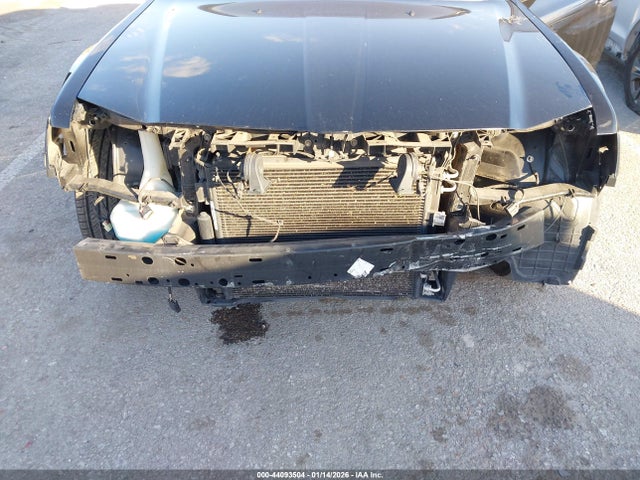 2018 CHRYSLER 300 2C3CCABT6JH201677 Photo 5