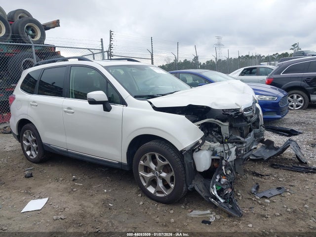 Subaru Forester 2.5i Touring 2017 JF2SJAWC2HH440913 Image 14