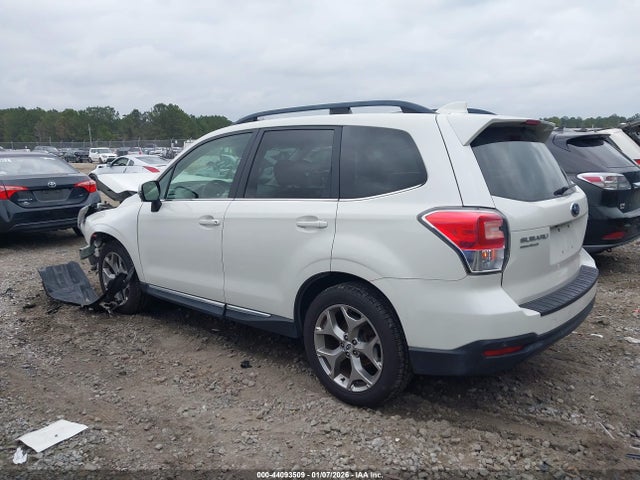 Subaru Forester 2.5i Touring 2017 JF2SJAWC2HH440913 Image 15