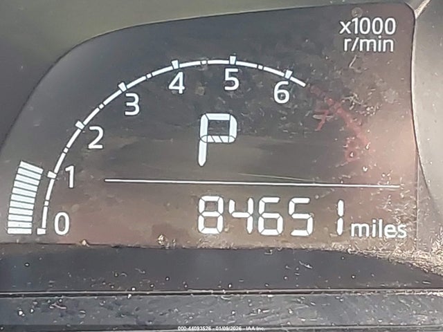 3MYDLBYV1KY507990 Toyota Yaris Xle