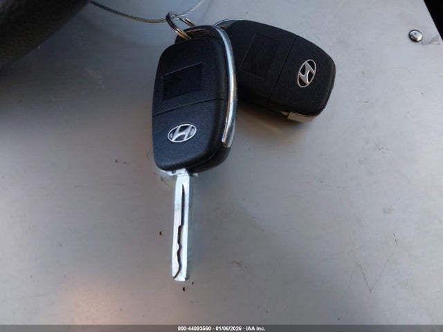 Hyundai Santa Fe Se 2017 KM8SMDHF8HU199828 Image 11