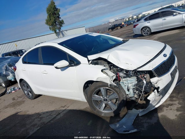 KIA FORTE S 2018 3KPFL4A71JE246794 Image 12