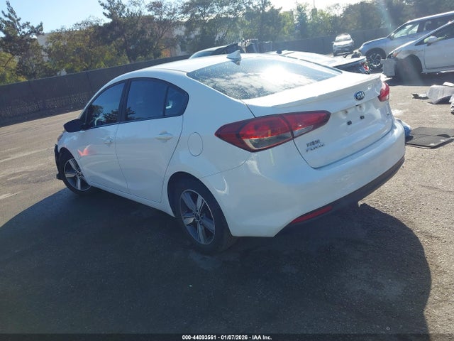 KIA FORTE S 2018 3KPFL4A71JE246794 Image 3