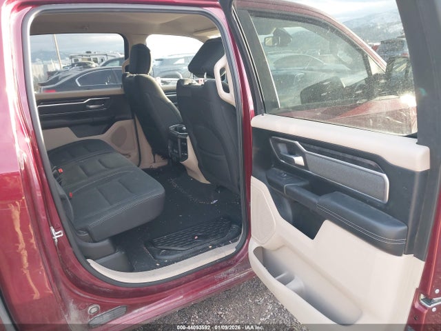 44093592 :رقم المزاد ، 1C6SRFFT8KN645463 vin ، 2019 Ram 1500 Big Horn/lone Star  4x4 5'7 Box مزاد بيع