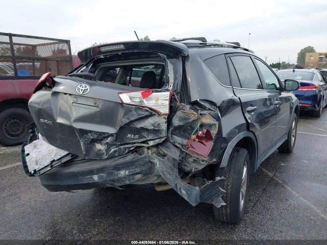 Toyota Rav4 Xle 2015 2T3WFREV3FW132465 Image 4