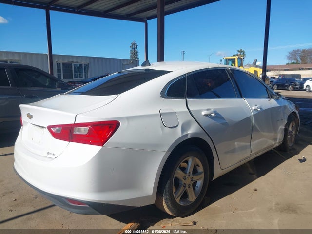 1G1ZB5ST2MF044843 Chevrolet Malibu Fwd Ls