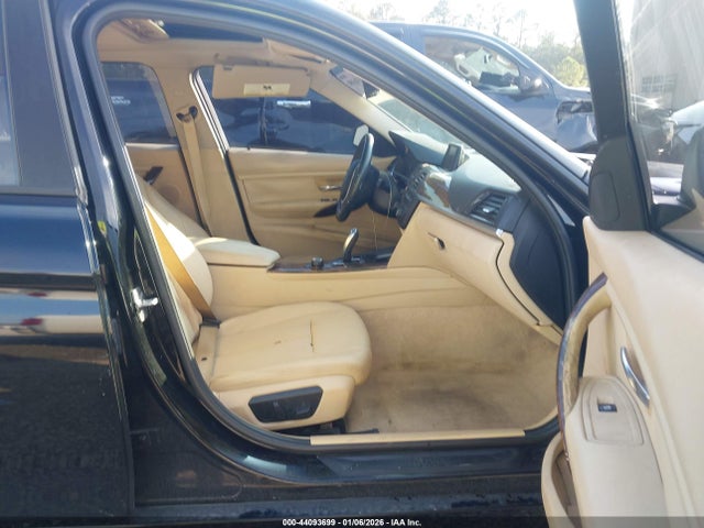 WBA3C1C5XEK106465 BMW 328I