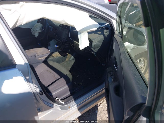 2022 TOYOTA PRIUS JTDKAMFU3N3184654 Photo 4