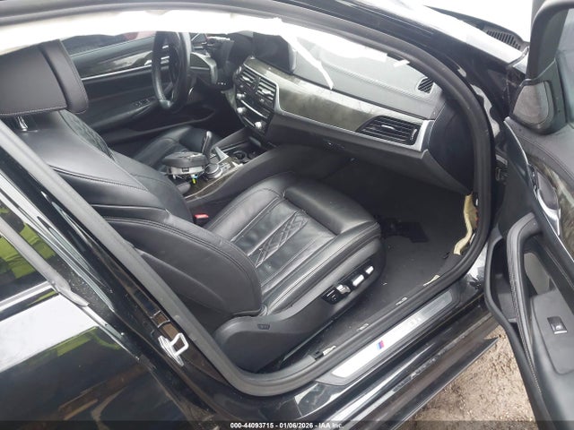 44093715 :رقم المزاد ، WBAJS7C06LCD32269 vin ، 2020 Bmw M550i Xdrive مزاد بيع