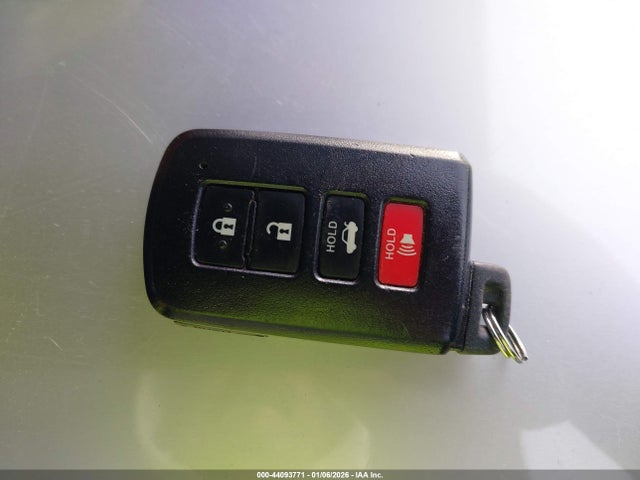 4T1BD1FK5EU120416 Toyota Camry Hybrid Se Limited Edition