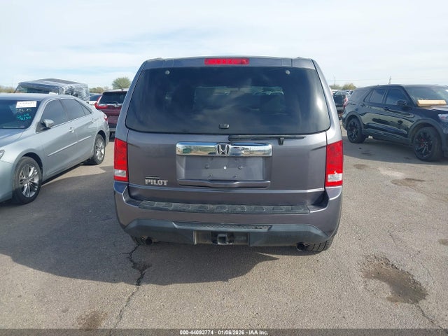 Honda PILOT LX 2015 5FNYF3H25FB029741 Image 17