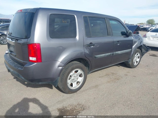 Honda PILOT LX 2015 5FNYF3H25FB029741 Image 4